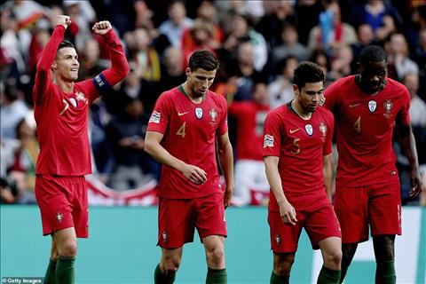 Ronaldo lập hat-trick, Bồ Đào Nha vào chung kết Nations League