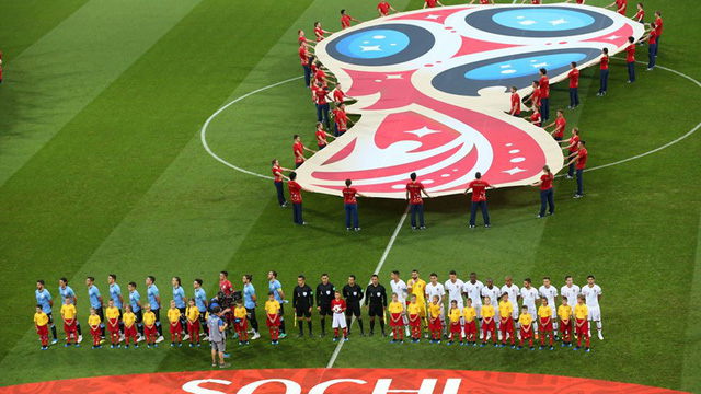 uruguay 2 1 bo dao nha hai ban thang cho cavani