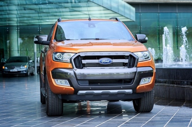 Ford Ranger Wildtrak được 'tháo xích', bớt nhiều trang bị