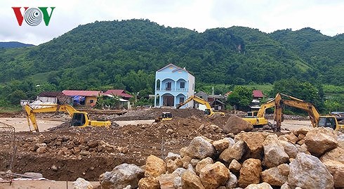 di doi hang ngan ho dan khoi vung sat lo o son la