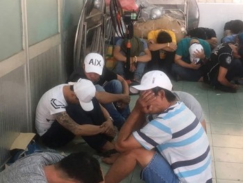 Gần trăm thanh niên chơi ma túy nhảy múa điên cuồng trong quán Bar