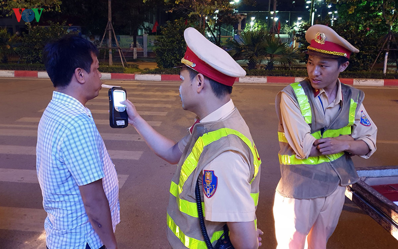 3 ngày ra quân, CSGT phát hiện 17 tài xế dương tính với ma túy