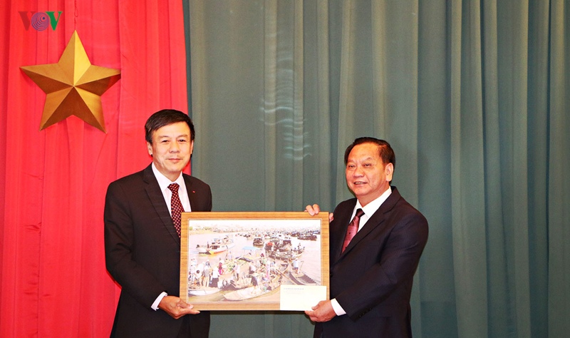 can tho tim hieu co hoi hop tac kinh te tai cong hoa sec