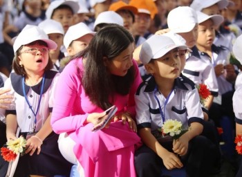 Ban hành chuẩn mới về giáo viên và cán bộ quản lý giáo dục