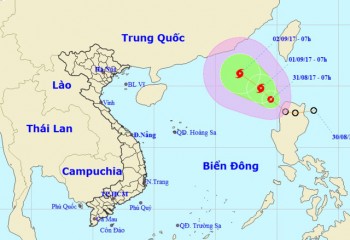 Áp thấp nhiệt đới đã vào Biển Đông