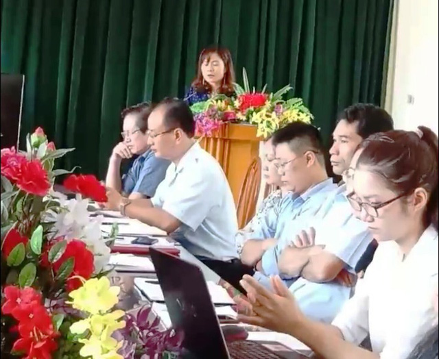 bi phu huynh to truong phai nop lai hon 120 trieu dong thu chi sai quy dinh