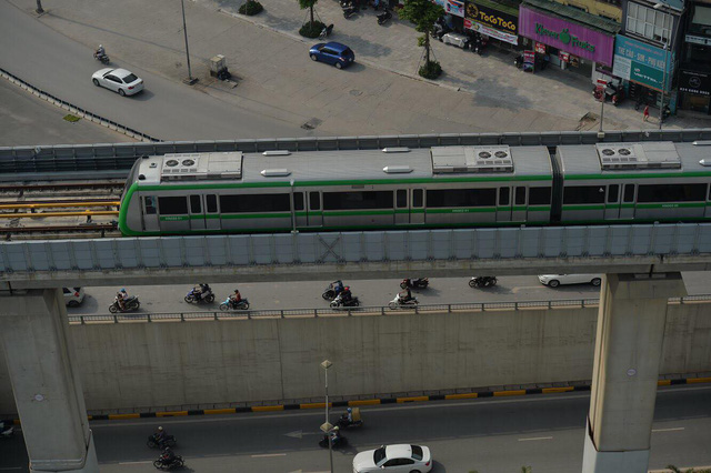 Tàu trên cao Cát Linh - Hà Đông: Vận tốc 35 km/h, vé đắt hơn buýt nhanh