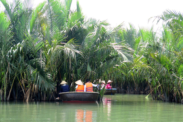 quang nam chan chinh tinh trang du lich bat nhao tren dia ban