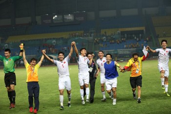 Vào bán kết Asiad, Olympic Việt Nam nhận mưa tiền thưởng