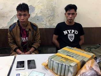 Hai anh em ruột vận chuyển 18 bánh heroin ở “thánh địa” ma túy