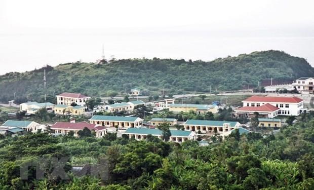 quang tri luong khach du lich den dao con co ngay cang tang manh