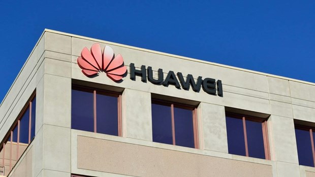 huawei dang dam phan cai dat he dieu hanh cua nga len may tinh bang