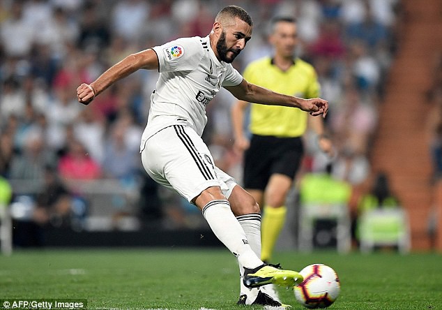 bale va benzema lap cong real madrid tiep tuc dan dau la liga