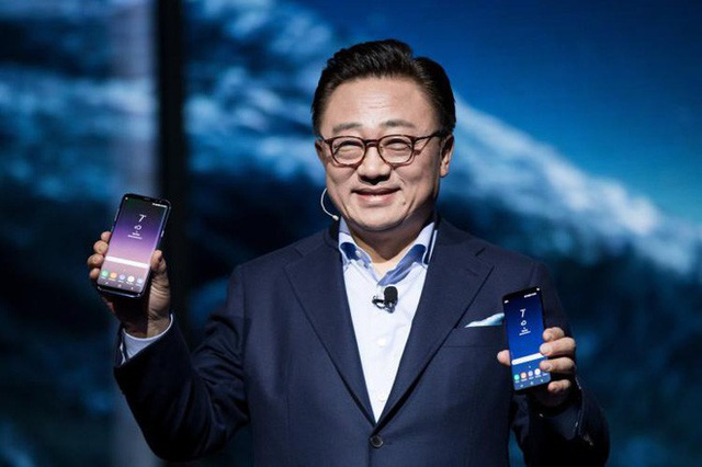 bao han tiet lo them thong tin ve chiec smartphone the ky cua samsung