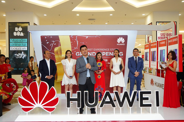 Huawei khai trương cửa hàng trải nghiệm đầu tiên tại Việt Nam