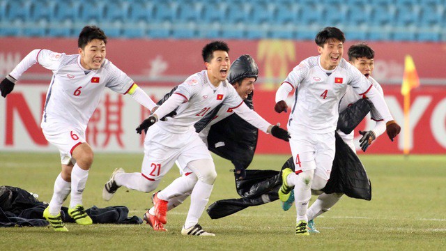 chu ky 10 nam cua bong da viet nam tai aff cup