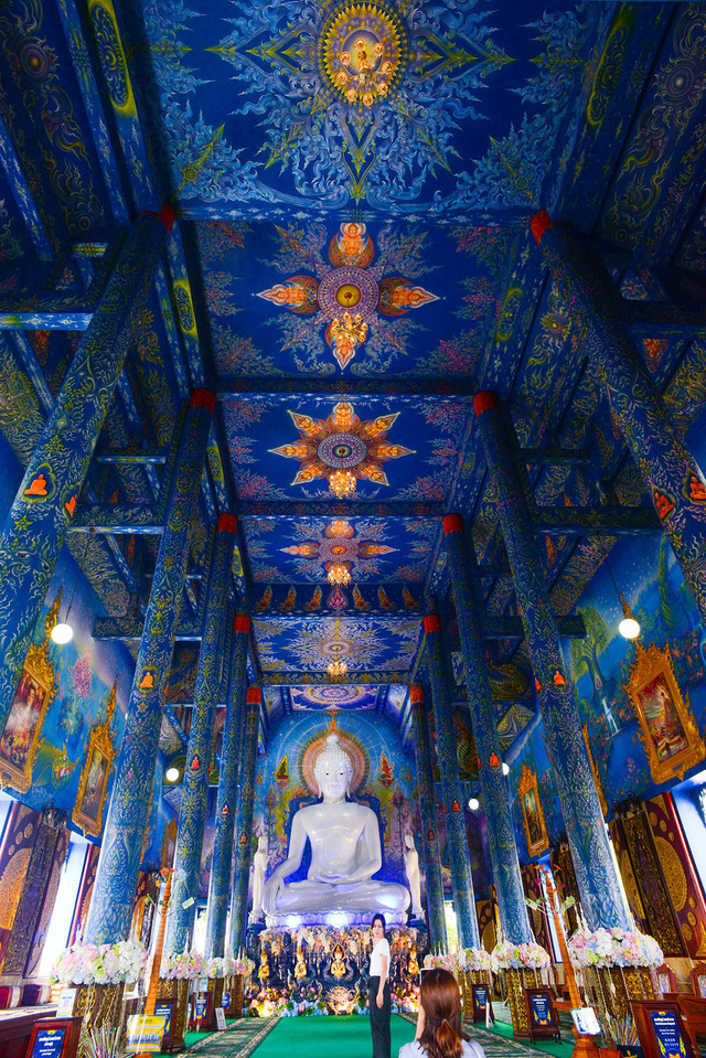 Mê mẩn trước ngôi đền xanh biếc, trăm năm tuổi me man truoc ngoi den xanh biec tram nam tuoi