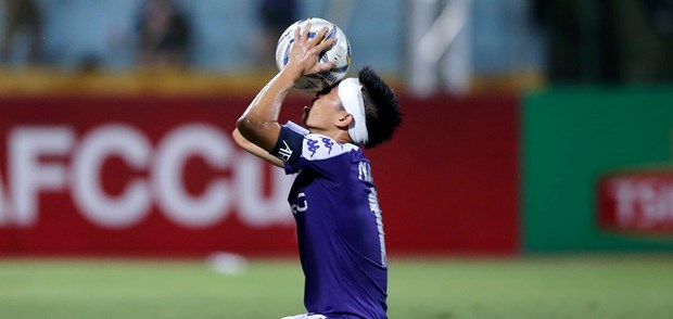 ha noi fc april 25 tham vong gianh cu an ba lich su