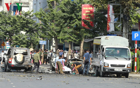 vu no xe taxi o cam pha gia dinh tai xe co duoc den bu