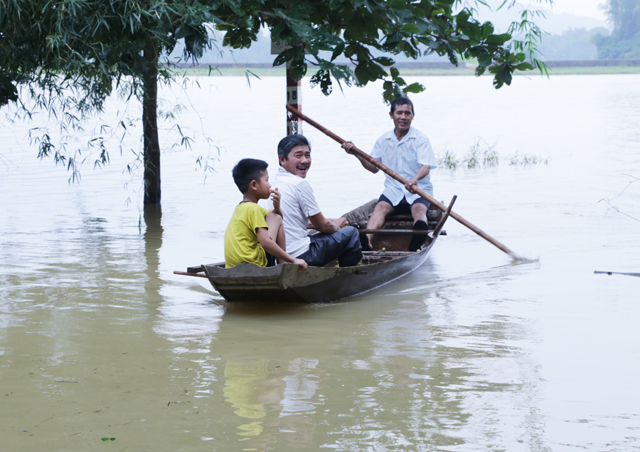 hang nghin hoc sinh vung ha du song lam van dang phai nghi hoc