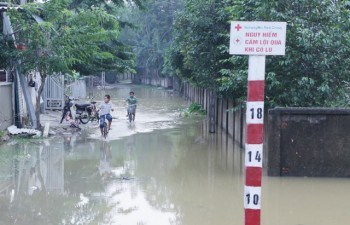 Hàng nghìn học sinh vùng hạ du sông Lam vẫn đang phải nghỉ học