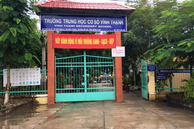 bi dong nghiep giat hui ca chuc giao vien lam vao canh kho khan