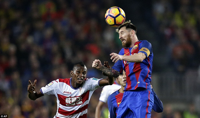 danh bai granada barcelona gianh ngoi nhi bang la liga