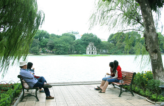 khong khi lanh bao trum bac bo mien trung doi mat voi mua lu lon