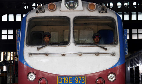 nghe lai tau chi ai vao buong lai moi thau hieu