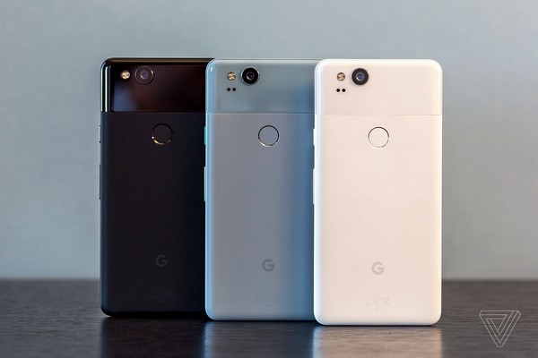 can canh bo doi smartphone cao cap pixel 2 vua ra mat cua google