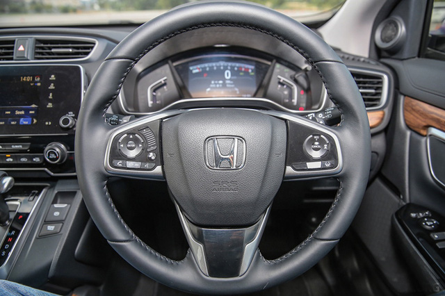 honda cr v moi thang lon tai malaysia