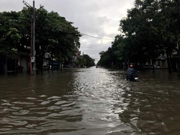 nghe an nhieu truong cho hoc sinh nghi hoc vi mua lon