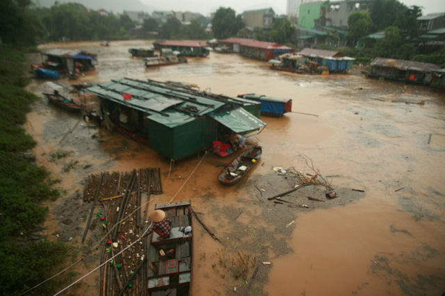 hoa binh cong bo tinh trang khan cap thien tai thuy dien xa lu lon nhat 10 nam qua