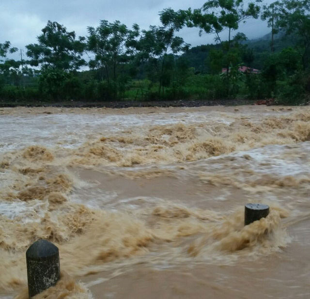 hoa binh cong bo tinh trang khan cap thien tai thuy dien xa lu lon nhat 10 nam qua