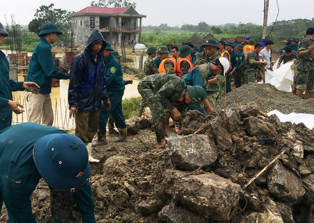 lu khoan thung de hang nghin ho dan bi de doa