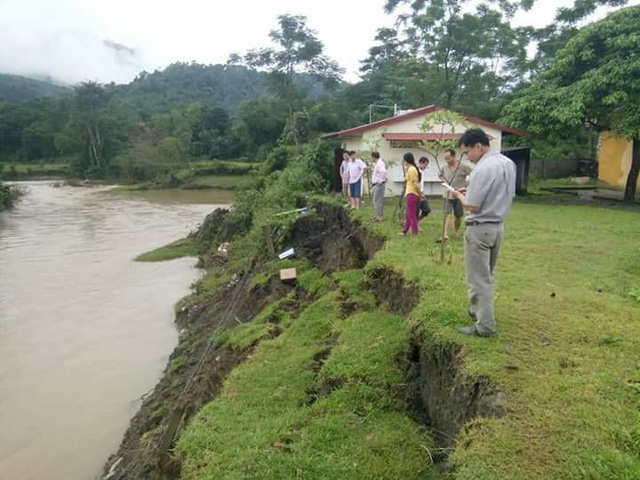 nghe an nhieu truong hoc ngap lut hoc sinh phai nghi hoc