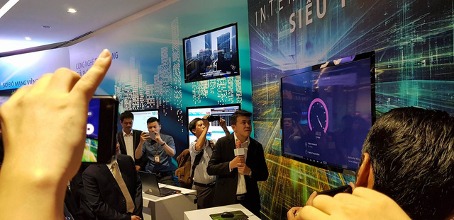 viettel trinh dien loat giai phap cong nghe danh dau 13 nam hoat dong