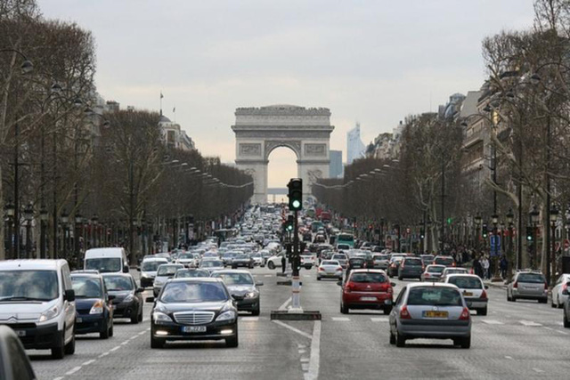 paris lui thoi han cam xe chay diesel toi nam 2030