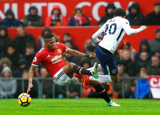 cham diem tran mu tottenham martial an tuong nhat