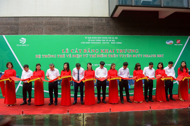 buyt nhanh brt ha noi bat dau su dung ve dien tu thong minh