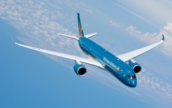 Máy bay Vietnam Airlines hạ cánh khẩn cấp ở Hong Kong vì khách đột quỵ