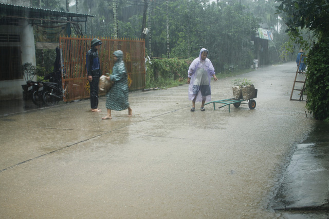 quang ngai lu len nhanh 2 nguoi chet va mat tich