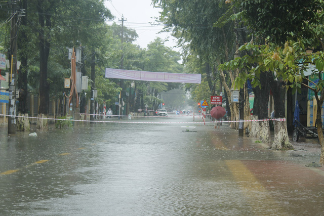 quang ngai lu len nhanh 2 nguoi chet va mat tich