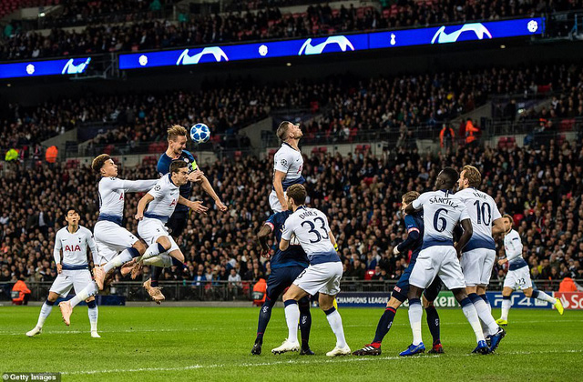 harry kane giup tottenham nuoi hy vong di tiep o champions league