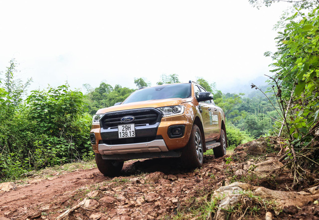 danh gia uu va nhuoc diem cua ford ranger wildtrak 20 bi turbo 2018