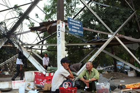 EVN miền Bắc nói gì về việc mua biển cảnh báo 31 tỷ đồng evn mien bac noi gi ve viec mua bien canh bao 31 ty dong