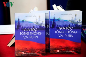 “Gia tộc Tổng thống Putin” - Bộ biên niên sử quý giá về nước Nga