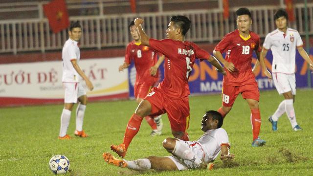 u21 viet nam va u21 ha gia lai quyet gianh ve vao ban ket