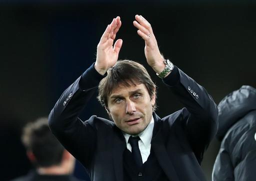 hlv conte di vao lich su chelsea voi ky luc an tuong