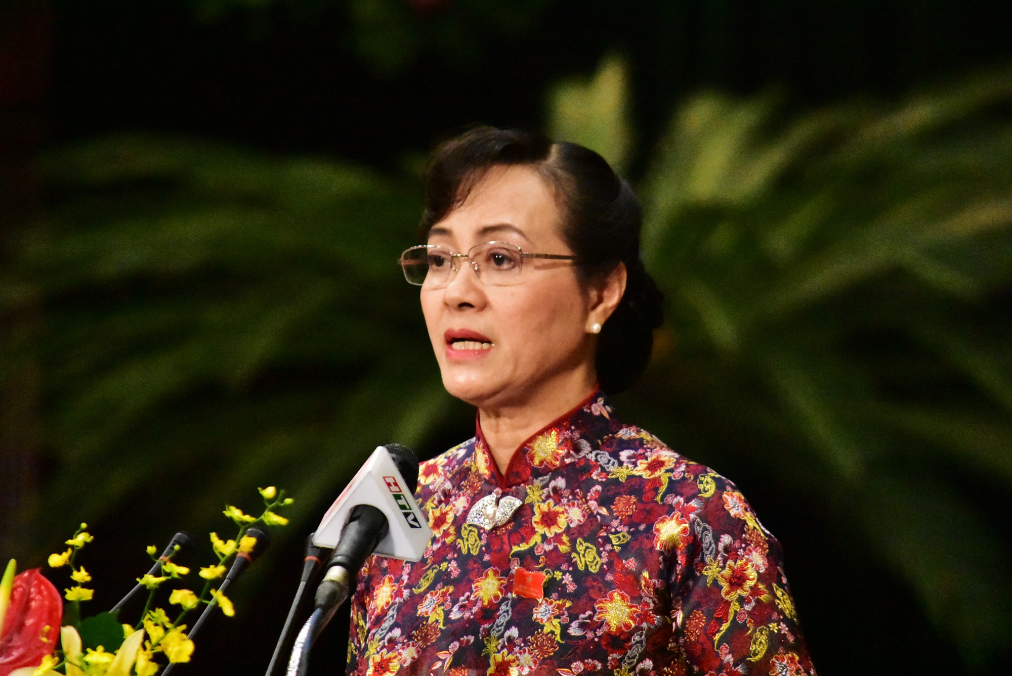 TPHCM: Thu nhập của cán bộ được tăng theo lộ trình từng năm tphcm thu nhap cua can bo duoc tang theo lo trinh tung nam